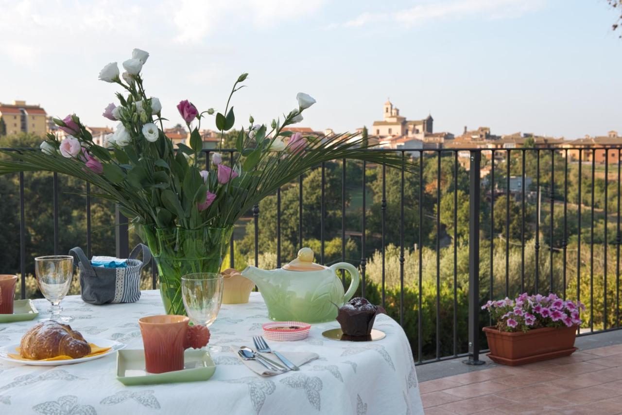 Bed and Breakfast Le Terrazze Di Casa Bonelli Vetralla Zewnętrze zdjęcie